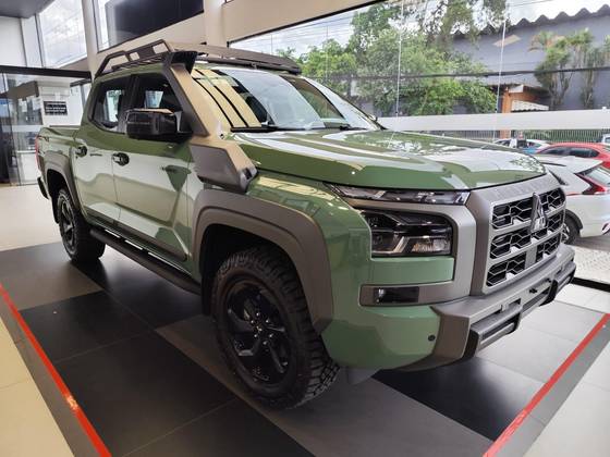 MITSUBISHI TRITON 2.4 BITURBO DIESEL CD SAVANA 4X4 AUTOMÁTICO